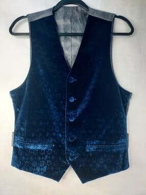 Whimsigoth Velvet Vest M Embossed Navy Blue Satin Back Boho Cottagecore Art Deco